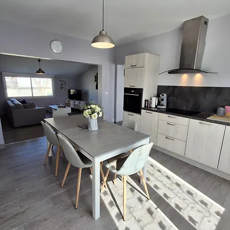 Maison Plain-pied A 500m De L'ocean Pour 6 Pers, Jardin, Barbecue - Fr-1-706-37 Holiday home *