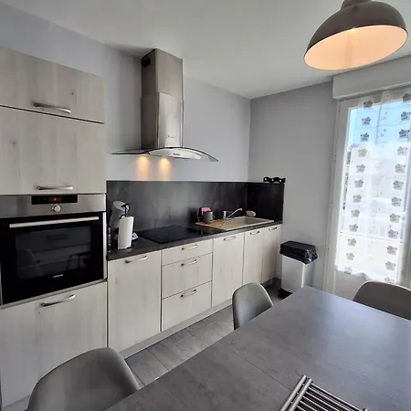 Maison Plain-pied A 500m De L'ocean Pour 6 Pers, Jardin, Barbecue - Fr-1-706-37